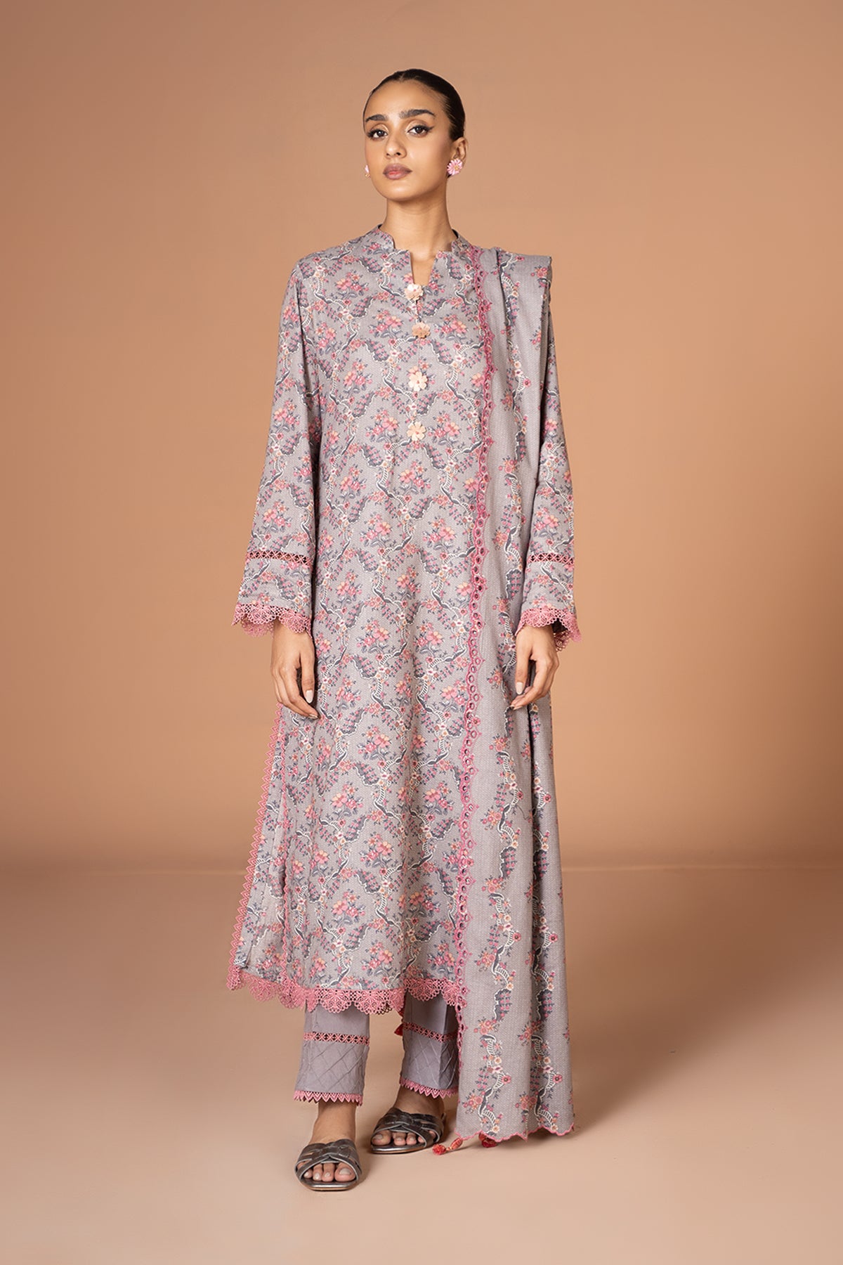 3 Piece Khaddar Suit