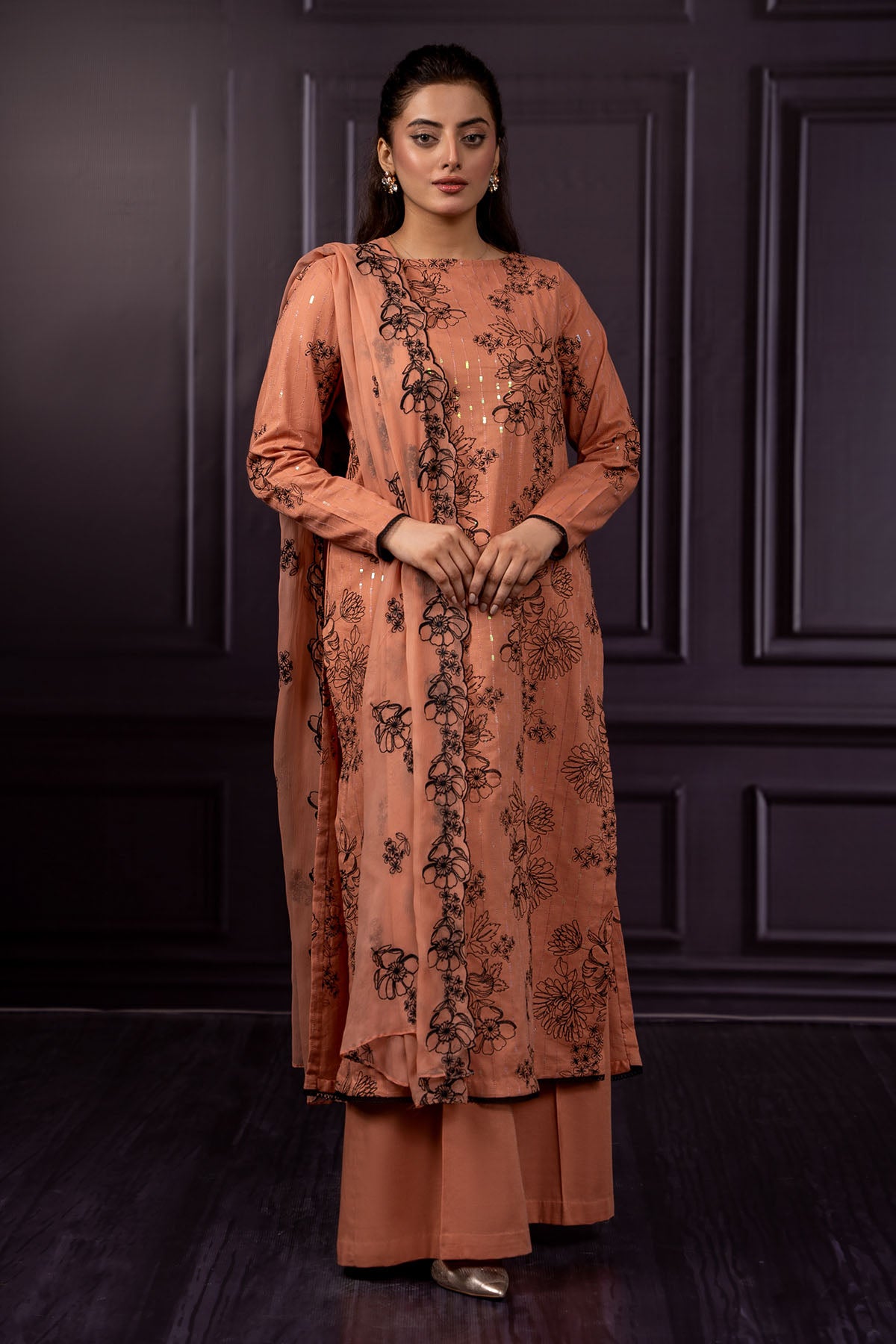 3 Piece Khaddar Suit