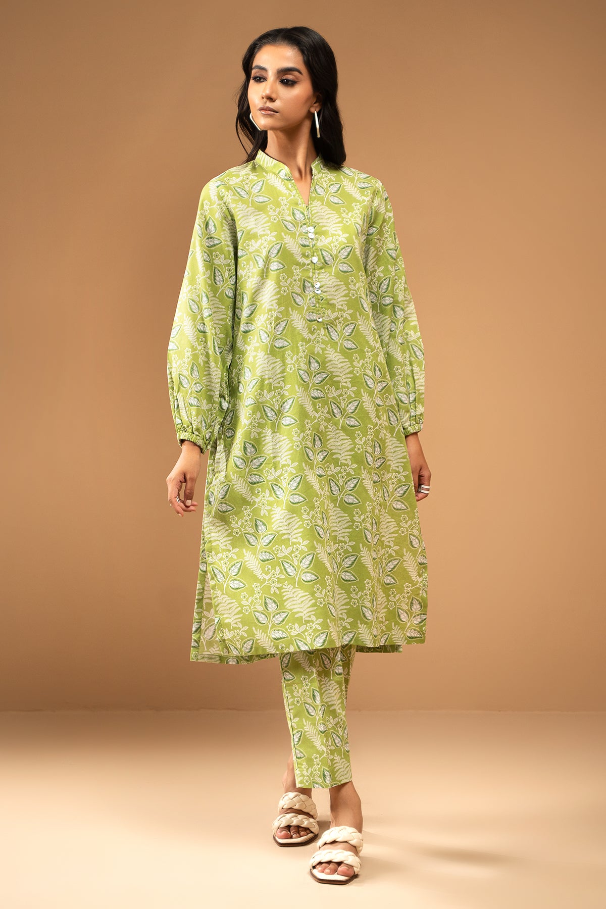 2 Piece Printed Khaddar Shirt & Trouser